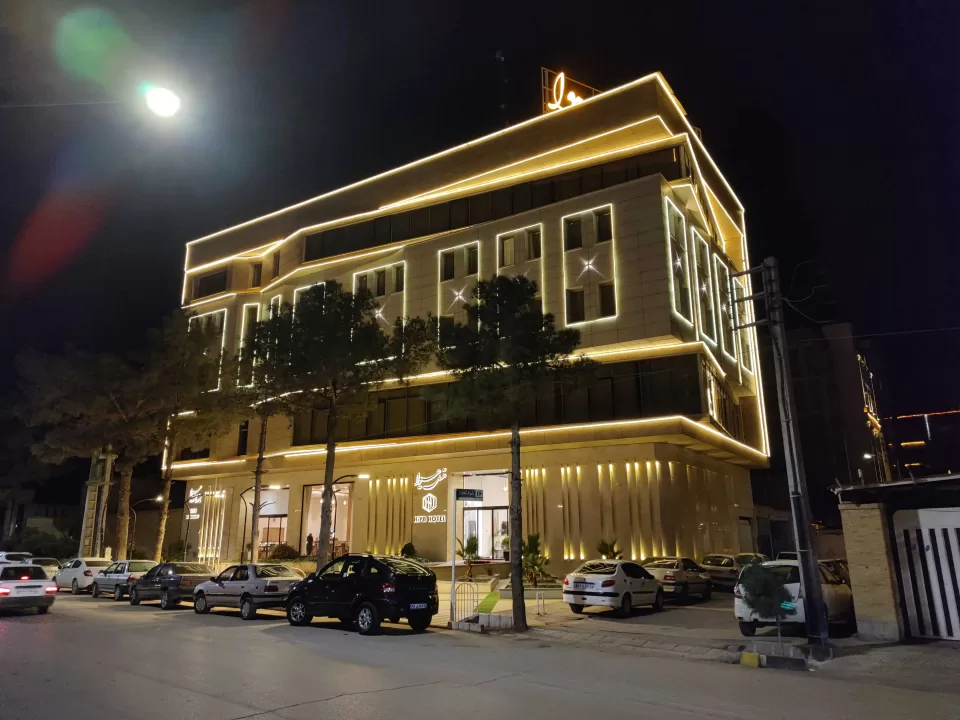 Hiva Hotel - 4 Stars (Kerman, Iran)