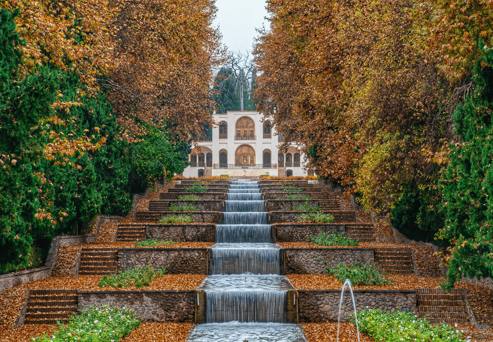 Shazdeh Mahan Garden
